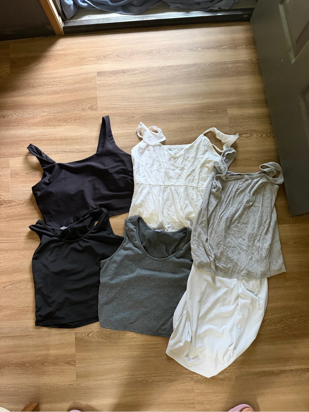 Set of 12 Women’s Tank Top Collection - Multi-Color Pack - Picture 2 of 2